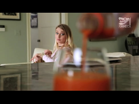 ❤️ Ngoanana ea chesang ea nang le matsoele a maholo le pussy e thata o fumana mokoko ho tloha motho ea lahlehileng, empa o thata haholo ho st.gaypornforyou.ru